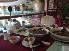 -南宁世纪君悦大酒店(青秀万达滨湖路地铁站店)