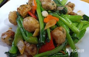 Bok Choy Stir-Fried with Fish Balls