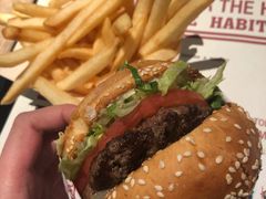 -The Habit Burger Grill 哈比特汉堡(复兴soho店)