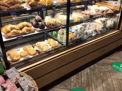 -星巴克(广州南站A18检票口楼上)