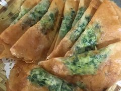韭菜盒子-小乡小镇·传承桐庐土菜·老板亲自烧的菜