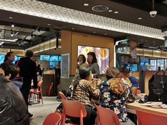 等位区-远大美食广场(远大购物中心店)