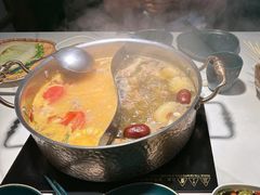 -椰子湾·海南火锅·糟粕醋·椰子鸡(正大广场店)