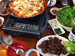 -亲昵春川鸡排(韩国美食街店)
