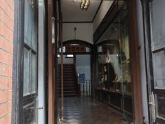 -良友书坊(安徽路店)
