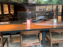 -星巴克(杭州湖滨银泰E区店)