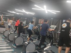 -瑞力健身(解放数创广场店)