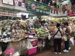 -瓦洛洛传统市场