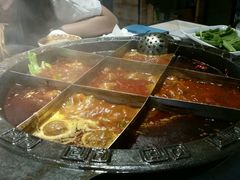 -九宫格重庆火锅(北国商城店)