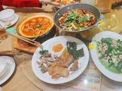 -郑百万·百万卤鹅重庆菜馆·家宴旗舰店(动物园店)