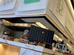 -弄堂咪道-饭香·面香·馄饨香(汇锦广场店)