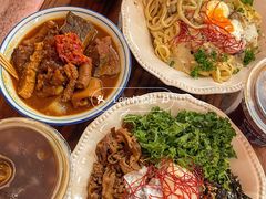 -CowCow其其·牛杂咖啡公司(六运店)