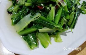 Stir-fried Lettuce Tips