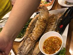 -两兄弟Song Pee Nong(2号店)