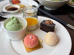 -大中华希尔顿酒店-念自助餐·海南美食·三文鱼