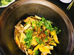 嘎鱼锅-缘福乡村铁锅炖民宿(八达岭店)