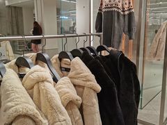 -ZARA(大上海时代广场店)