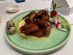 红烧乳鸽-天瑞轩·粤菜餐厅