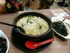 -灵芝妹子海鲜米线(香炉礁山姆店)