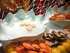 -广州万富希尔顿酒店·感趣自助餐厅·金秋蟹宴生蚝海鲜刺身