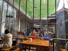 -茅屋大酒店