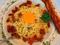 培根奶油意大利面-Chom Cafe and Restaurant