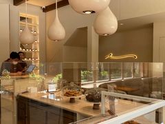 -VERIE BAKEHOUSE