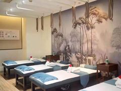 -新盈光·云会所(百丈东路店)