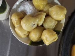 -粘豆包柴火铁锅炖