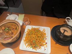 -莲餐厅·湖北菜·潜江小龙虾店(愚园路店)