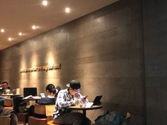 大堂-星巴克(中远两湾城店)