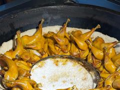 -头上红煨盐鸡乡村食府