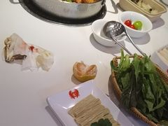 -七欣天香辣蟹火锅(闵行浦江欢乐颂店)