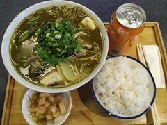 酸菜肥牛汤-神牛饭(凯德来福士店)