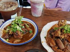 -CowCow其其·牛杂咖啡公司(六运店)