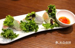 Vietnamese Shrimp Spring Rolls