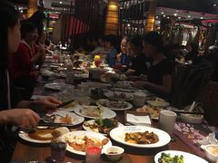 -四海一家自助餐(益田假日广场店)