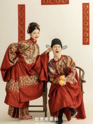 -纪梵希旅拍婚纱摄影(大连总店)
