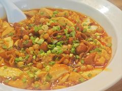 豆花肥肠-张太婆老妈蹄花川菜馆·中华餐饮老字号(望平街店)
