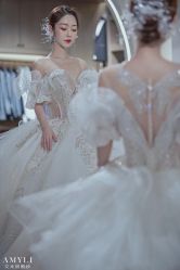 -艾米丽婚纱礼服