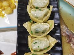 -新镇江酒家(南京西路店)