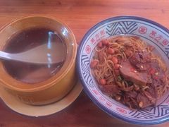 牛肉拌粉-万方圆拌粉瓦罐汤(滕王阁旗舰店)