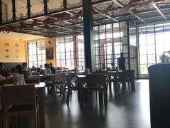 大堂-普兰达德国餐厅·德式脆皮烤猪肘·自酿啤酒(观唐店)