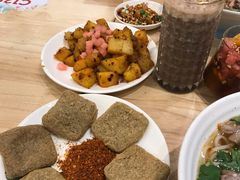 大方臭豆腐-贵凤凰贵州米粉(五道口店)