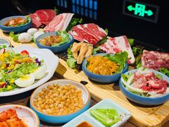 -明洞阿姨·韩式酱蟹烤肉·创意料理(三元桥店)