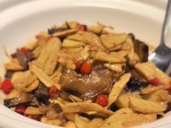 -三湘四水正宗湘菜(君峰路店)