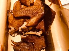 掌柜老汤手撕烧鸡-掌柜的店·河南菜(新天地店)