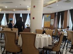 -老人和饭店(淮海中路店)