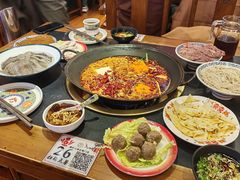 -沸炉重庆老火锅(军事博物馆店)