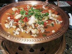 -沪小二炭火蛙锅(淮海中路美食不夜城店)